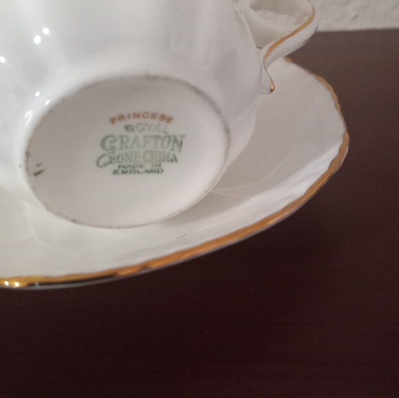Royal Grafton brand, bone china, named Princess - Picture 2 of 2
